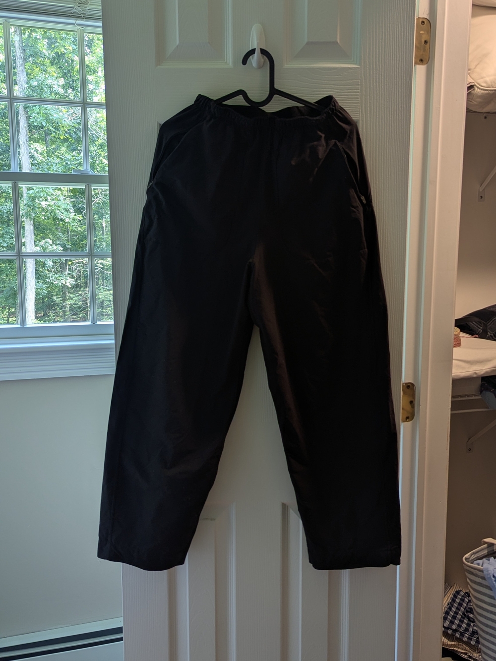 Women's Black Elastic-Waist Casual Pants